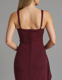 Robe de soirée en satin fourreau à bretelles spaghetti rouge foncé avec fente