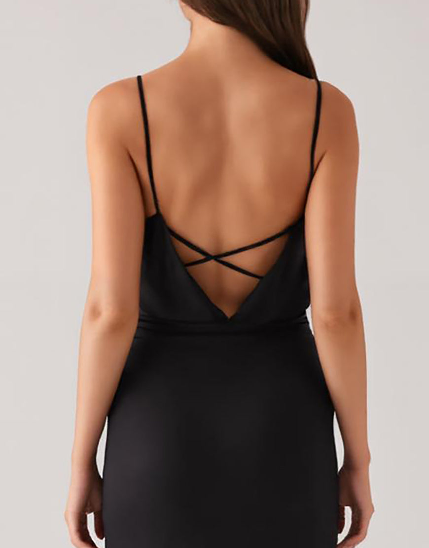 Robe fourreau à bretelles spaghetti noire