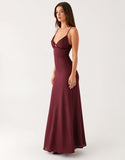 Robe de soirée dos nu à bretelles spaghetti prune