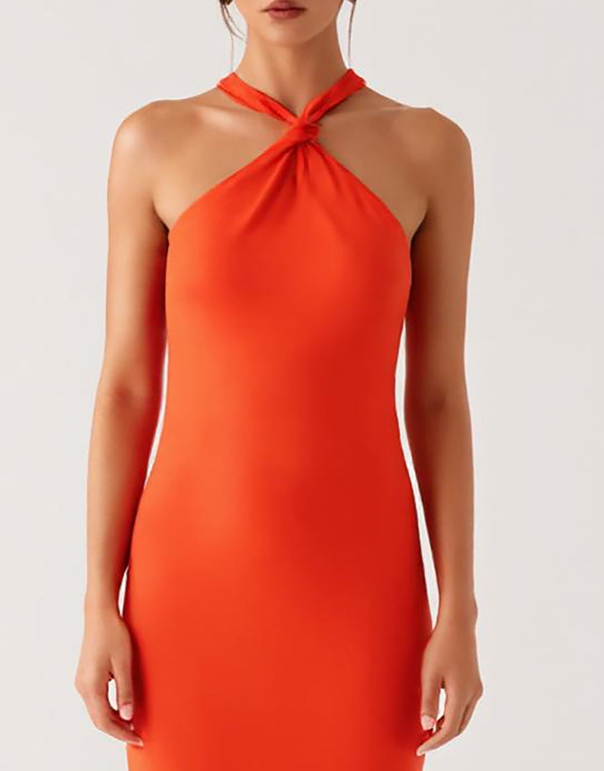 Robe formelle fourreau orange dos nu