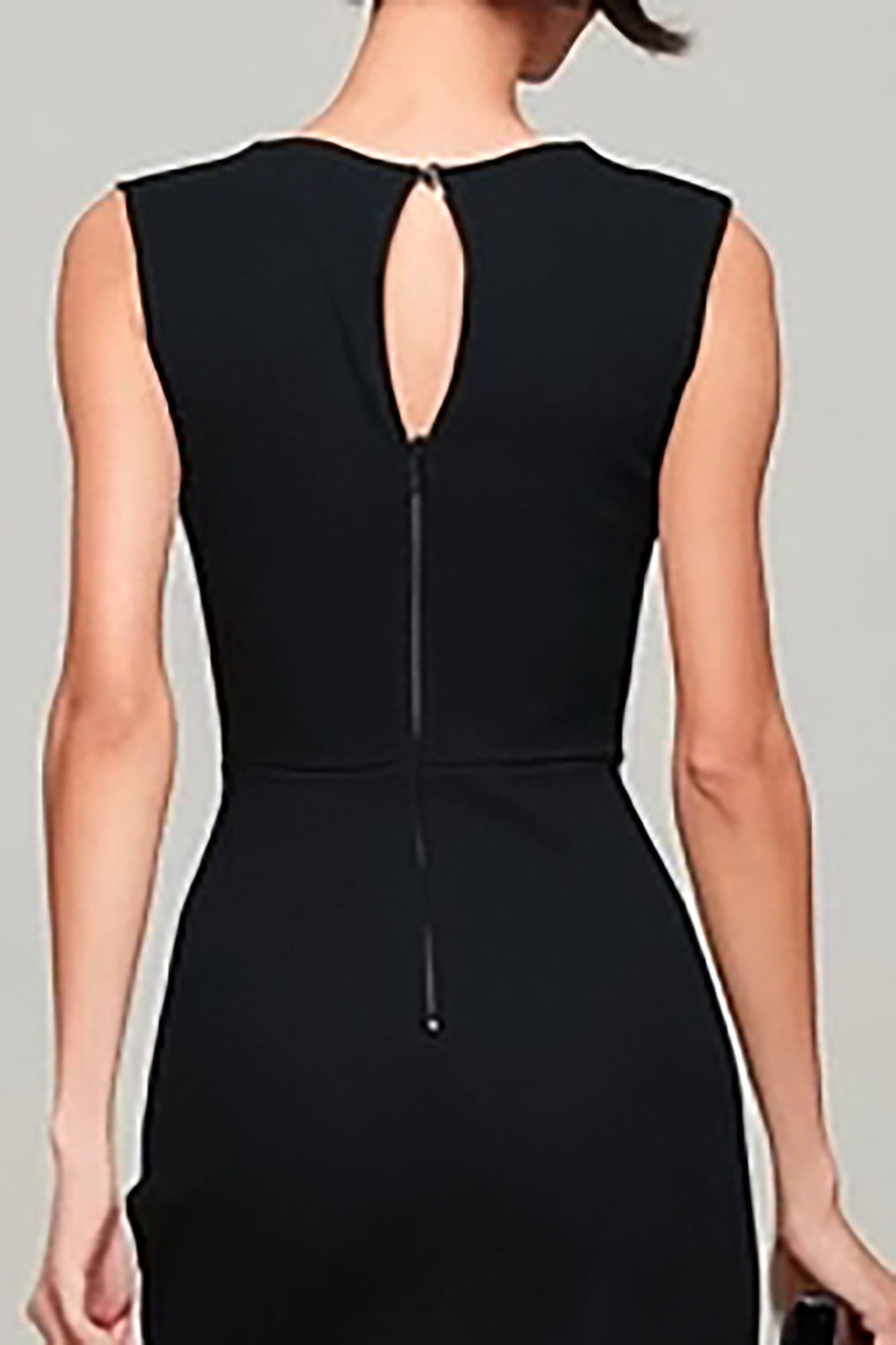 Robe longue formelle noire à col bateau fourreau