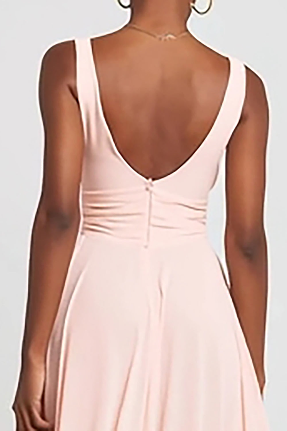 Robe longue rose à volants à col en V avec fente
