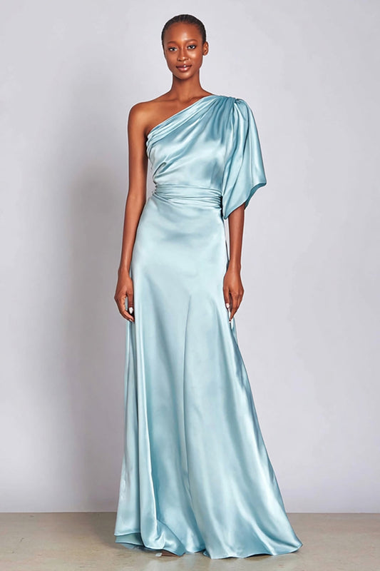 Robe longue formelle en satin bleu clair à une épaule