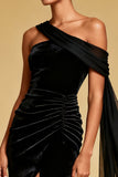 Robe de soirée maxi en velours sirène noire à une épaule avec fente