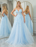 Robe de soirée longue en tulle avec applications