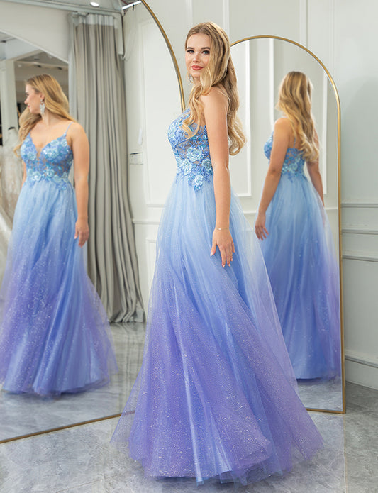 Robe de bal de fin d'année en tulle avec applications