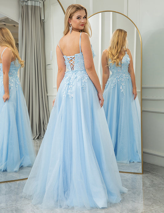 Robe de soirée longue en ligne bleu ciel avec appliques