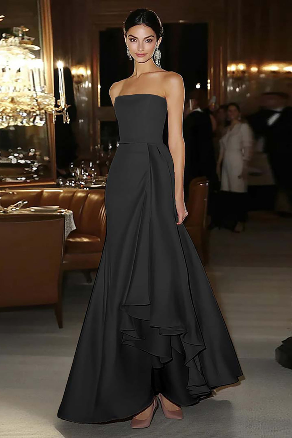 Robe de gala bustier en satin rose fourreau