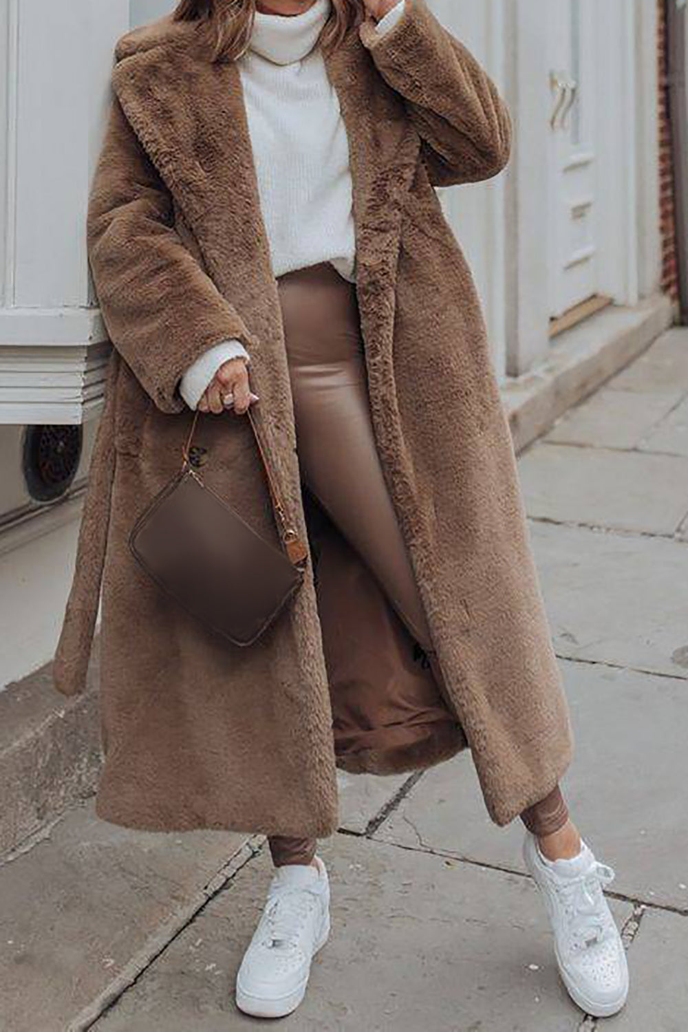 Manteau long ouvert en peau de mouton en fausse fourrure kaki avec ceinture
