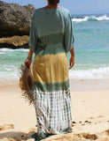 Maillot de bain bikini avec robe chemisier crème solaire de vacances en bord de mer
