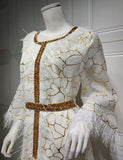 Robes caftan avec feuilles d'or et strass