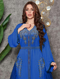 Robe caftan perlée de diamants