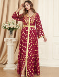 Robe estampillée et brodée