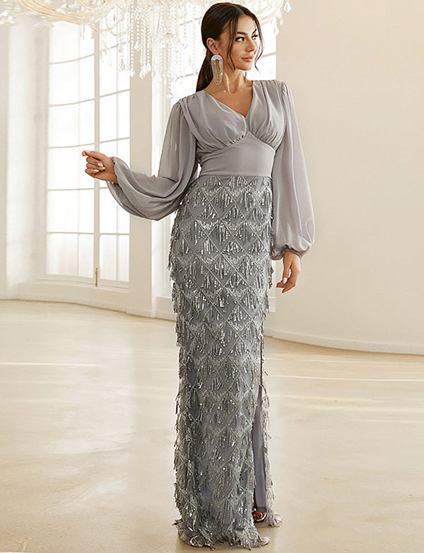 Robe fourreau argentée à manches longues avec fente pour la mère de la mariée