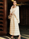 Robe beige à paillettes et strass