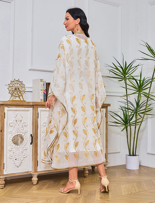 Robe à ruban d'or brodé