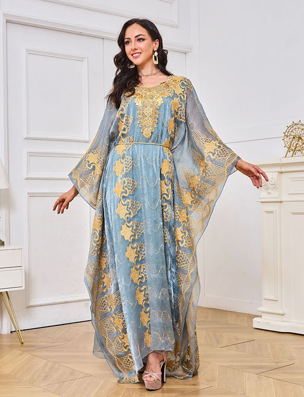 Robe de chambre brodée de perles