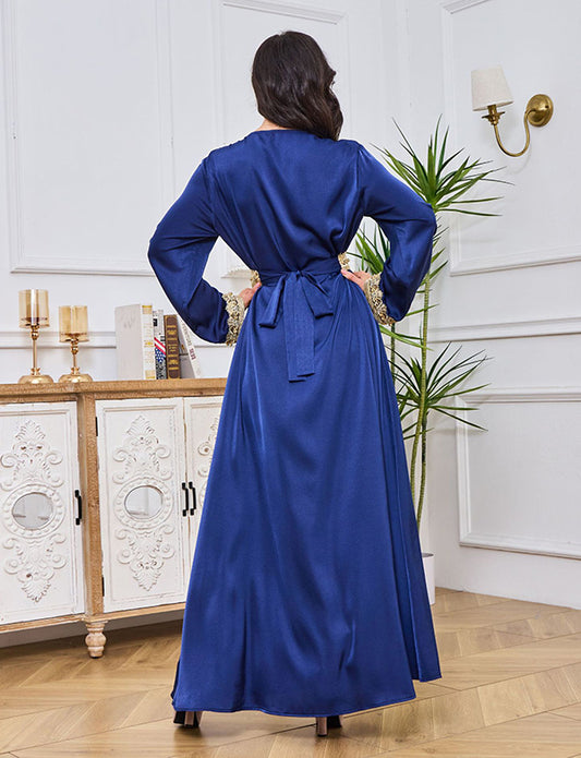 Robe de chambre brodée de perles