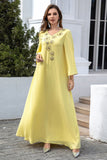 Jaune Col en V Broderie Mousseline de soie Robe Caftan
