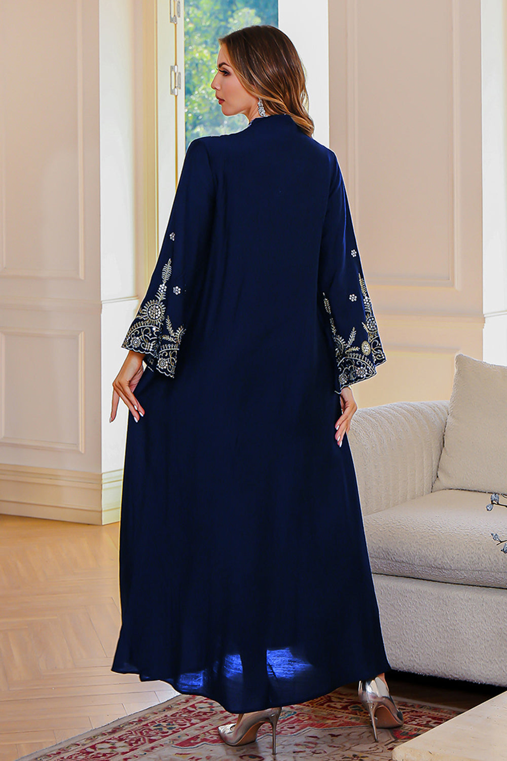 Robe caftan brodée bleu marine