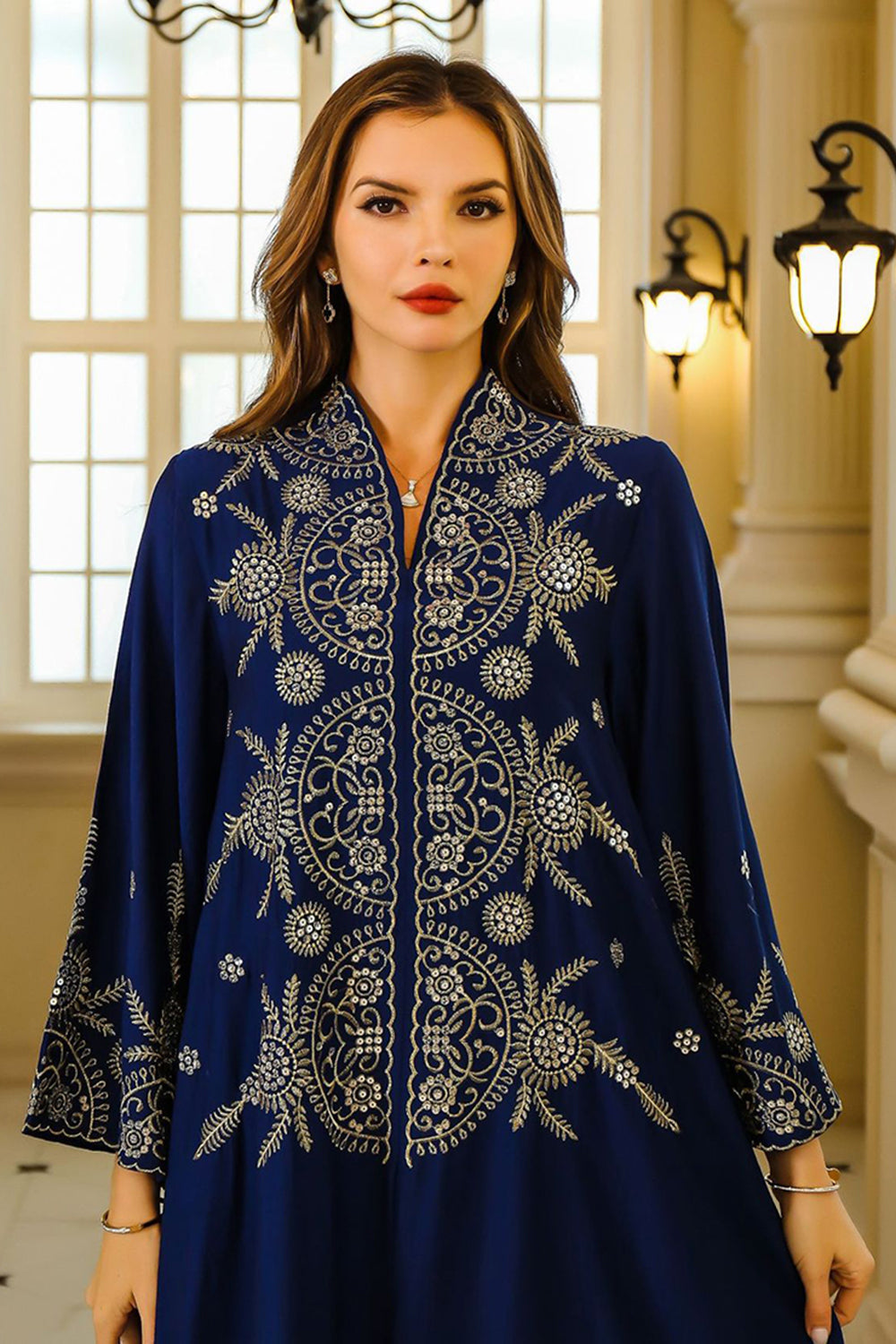Robe caftan brodée bleu marine