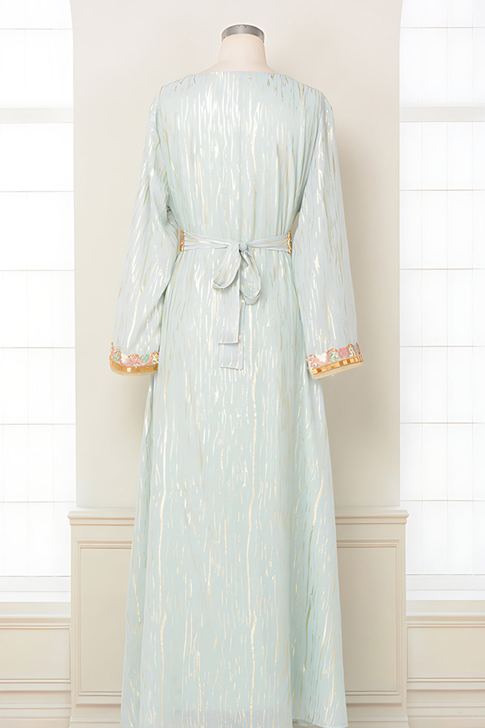 Robe caftan à col en V imprimé bordeaux