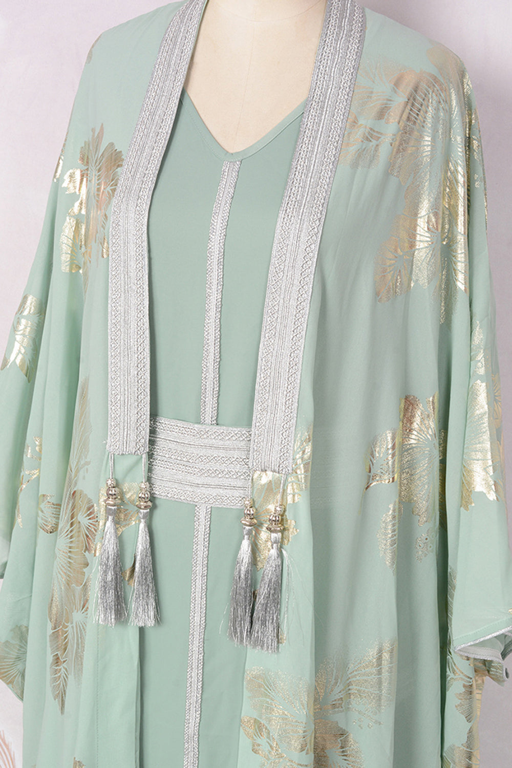 Robe caftan blanche à imprimé papillons