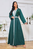 Robe caftan en satin vert foncé à col en V
