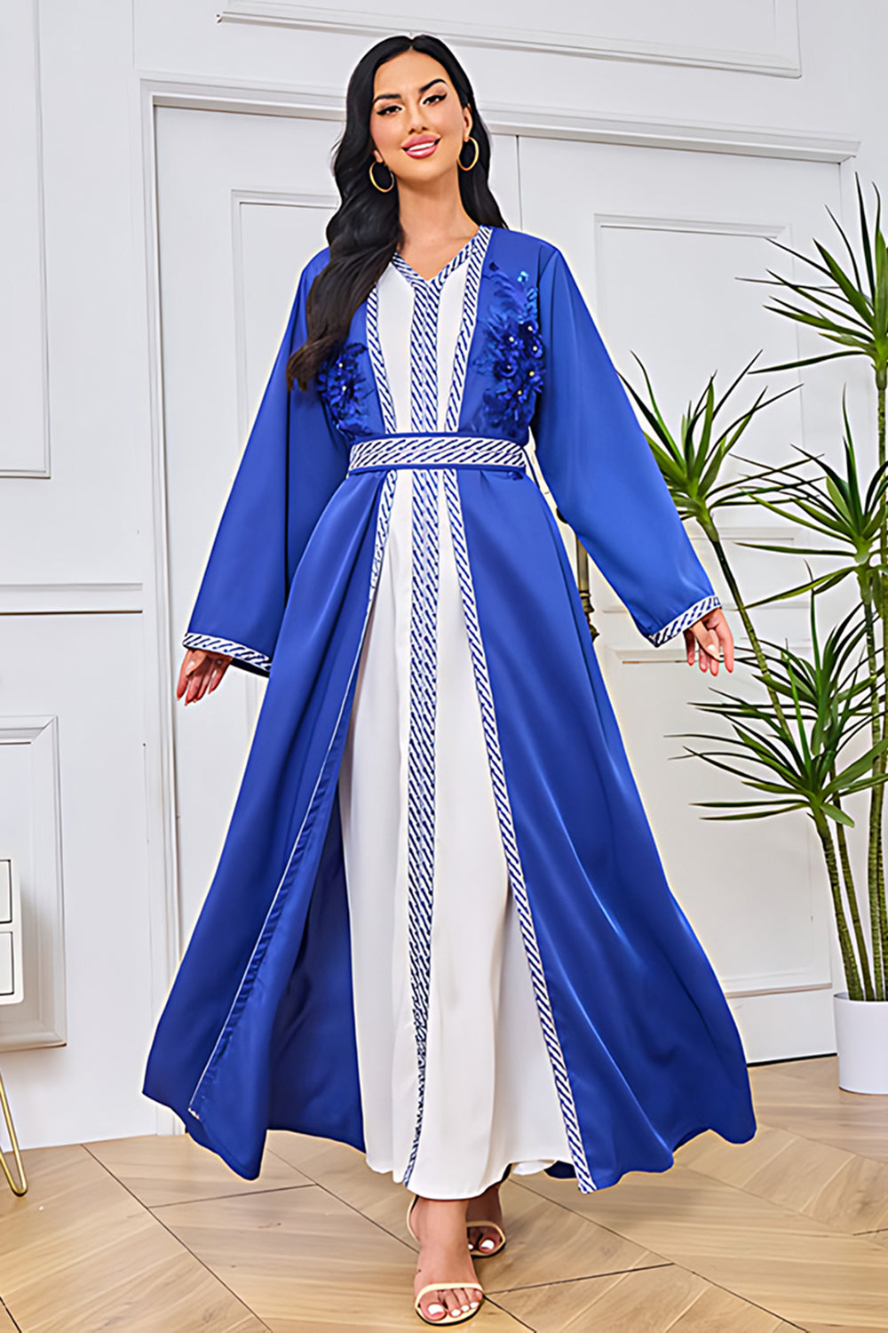 Robe caftan en satin vert foncé à col en V