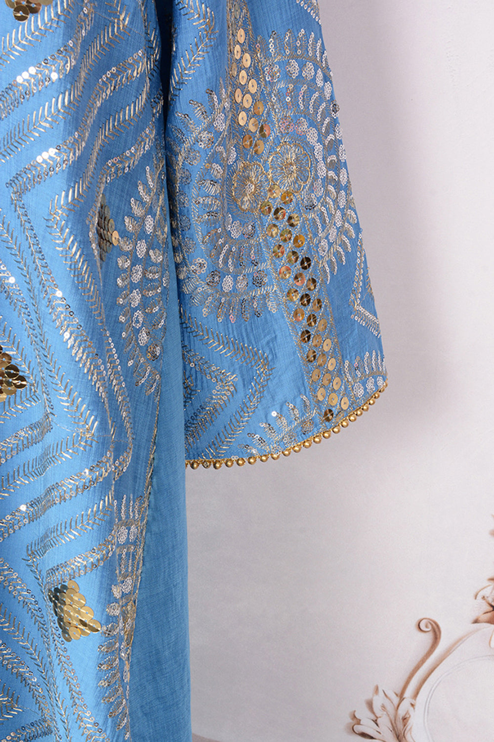 Robe caftan abricot à col rond et perles