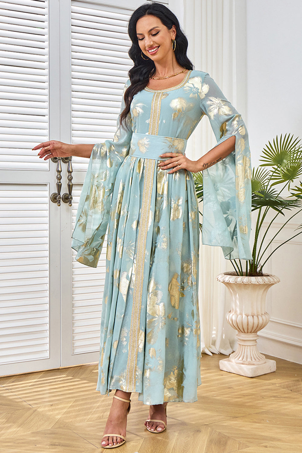 Robe caftan papillon gris vert à col rond