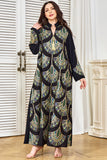 Robe caftan noire brodée à col en V
