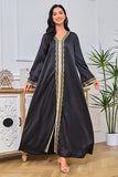 Robe caftan brodée noire à col en V
