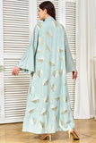 Robe caftan brodée gris-vert à col en V