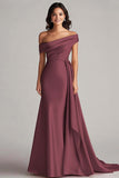 Robe formelle en satin champagne à une épaule avec ceinture