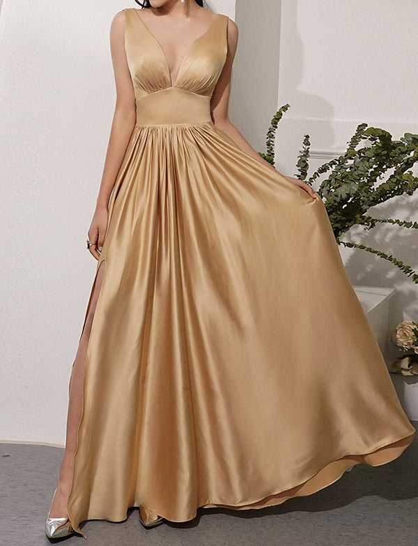 Robe longue en satin