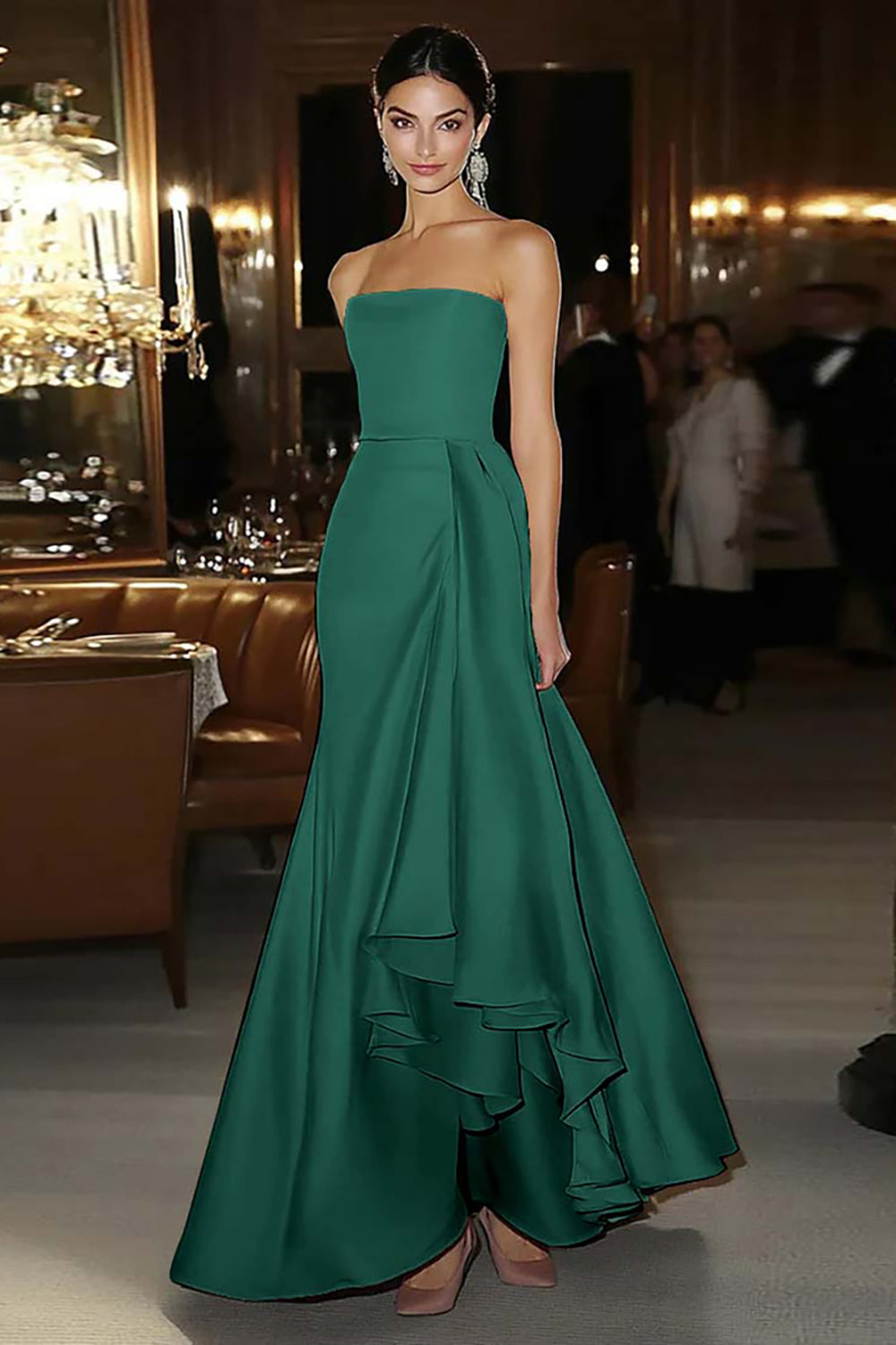 Robe de gala bustier en satin rose fourreau