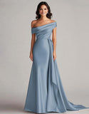 Robe de promenade longue, plissée, à une épaule, en style sirène de bleu marine foncé avec train chapelle élégant