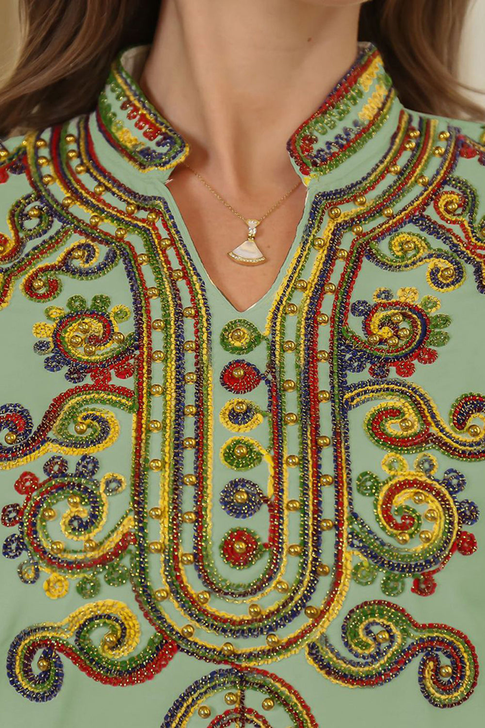 Robe Caftan Satin Noire élégante