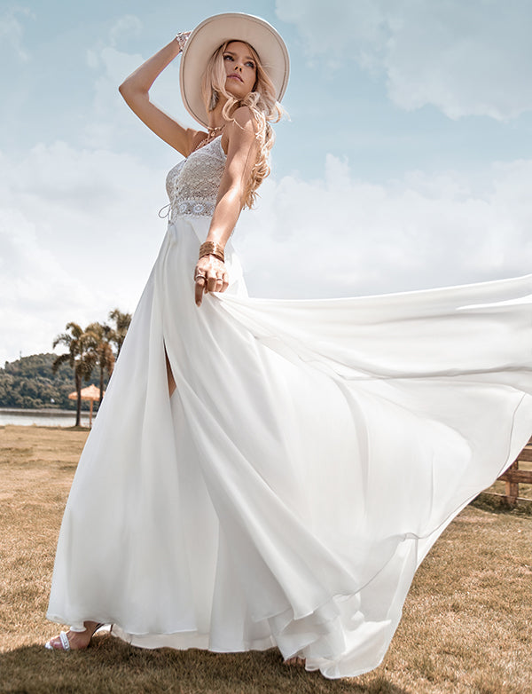Robe de mariage boho à bretelles spaghetti en dentelle sans dos avec fente