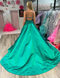 Robe longue de bal de fin d'année à col V et perles