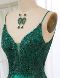 Robe longue de bal de fin d'année en sirène vert foncé avec fente