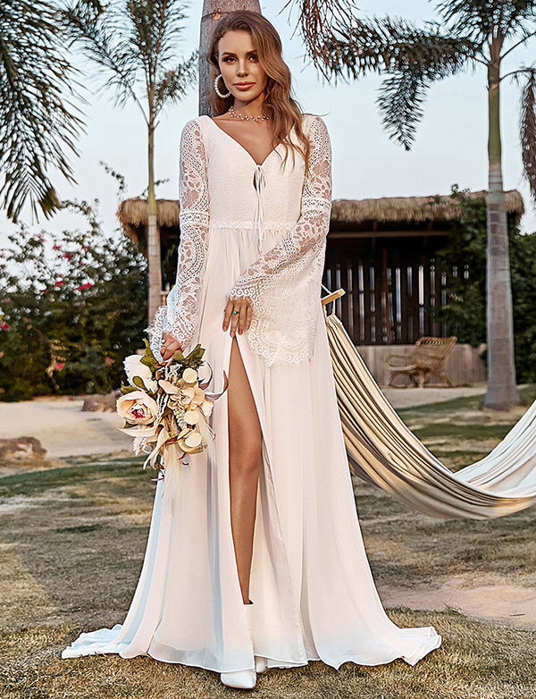 Robe de mariée boho en mousseline de dentelle ivoire à manches trompettes