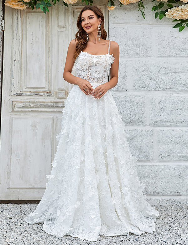 Robe de mariée à traîne en dentelle florale ivoire