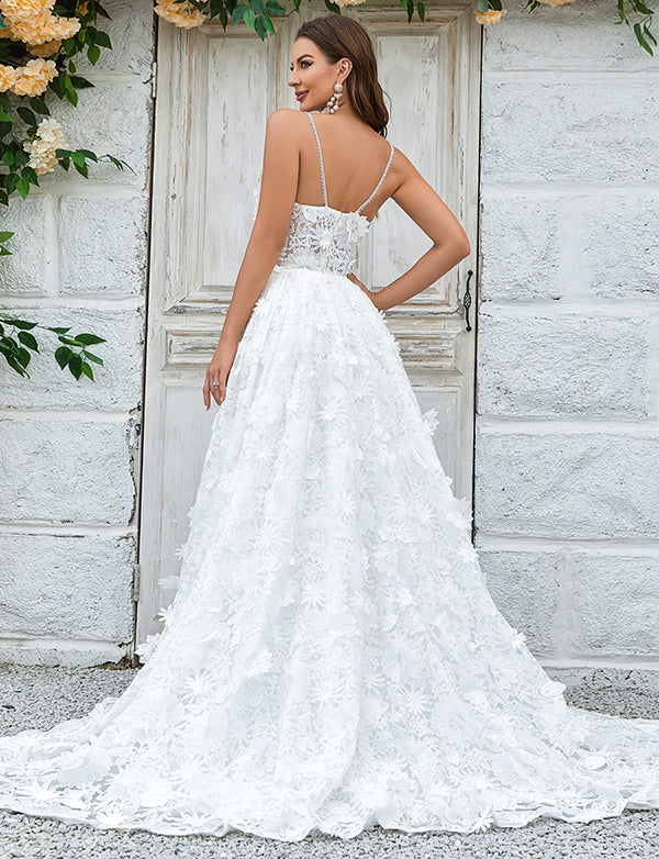 Robe de mariée à traîne en dentelle florale ivoire