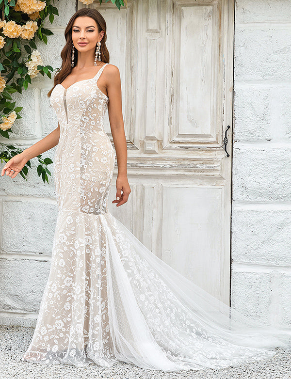 Robe de mariée sirène ivoire avec traîne et dentelle