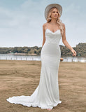 Robe de mariée blanche à bretelles spaghetti simples et dos croisé
