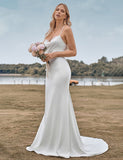 Robe de mariée blanche à bretelles spaghetti simples et dos croisé