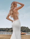Robe de mariée blanche à bretelles spaghetti simples et dos croisé