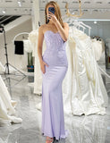 Robe de soirée fourreau sans bretelles à corset avec applications en dentelle